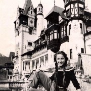 Fotografie datată 1958-59, în timpul campionatelor naționale universitare. Eleonora Gogâlea la Sinaia.