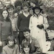 Tineri șahiști ieșeni prin 1976 - Dumitru Anițoaei primul din stânga; în dreapta, marea maestră Margareta Perevoznic