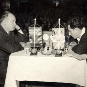 1953 - Reicher jucând cu albele împotriva lui Toluş